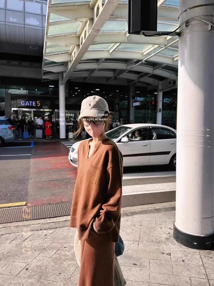 Autumn And Winter Wool Suit Women's V-neck Knitted Wide-leg Pants Cashmere Sweater