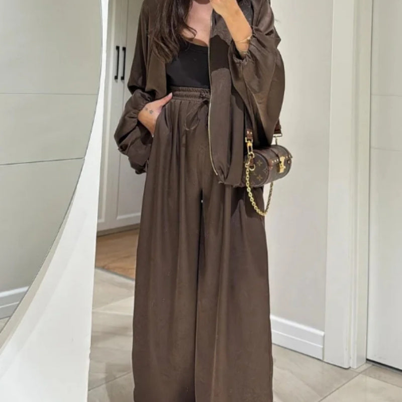 A two-piece set of casual zipper jacket and trousers