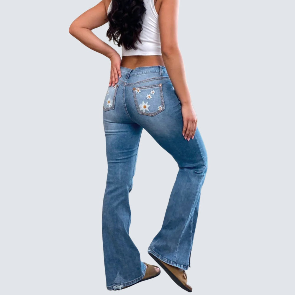 Women's High-Waist Star Patch Jeans, Wide-Leg Full-Length Jeans With A Retro Y2K Star, Light-Wash Denim For All Seasons.