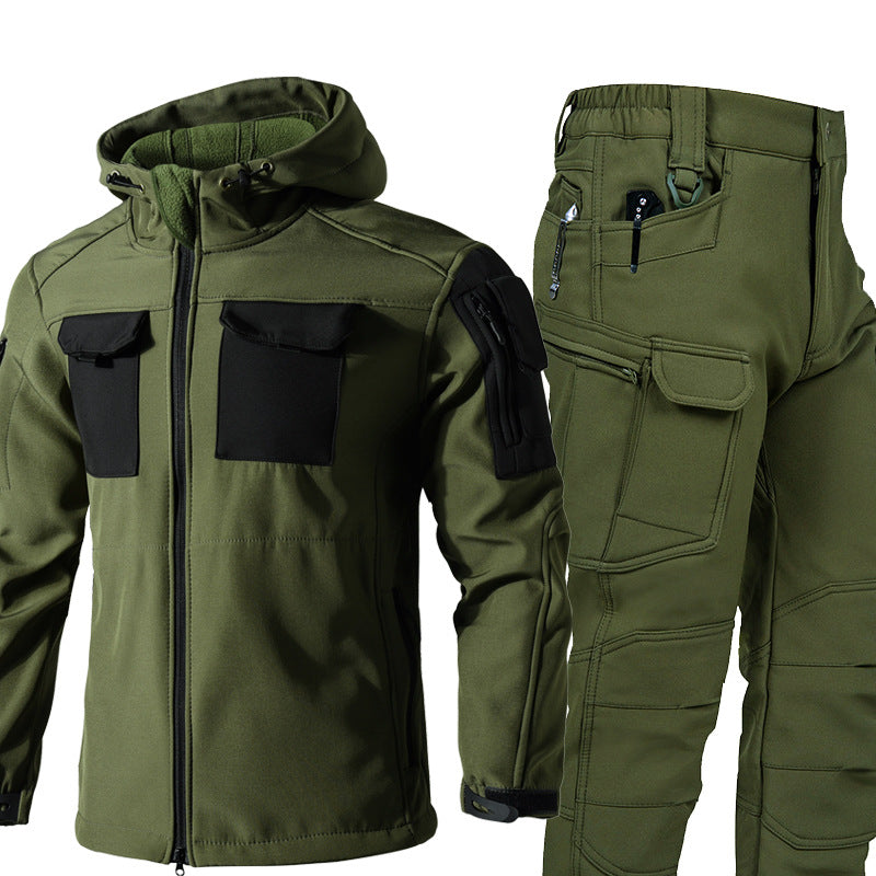 Autumn And Winter Fleece-lined Soft Shell Beetle Shell back view