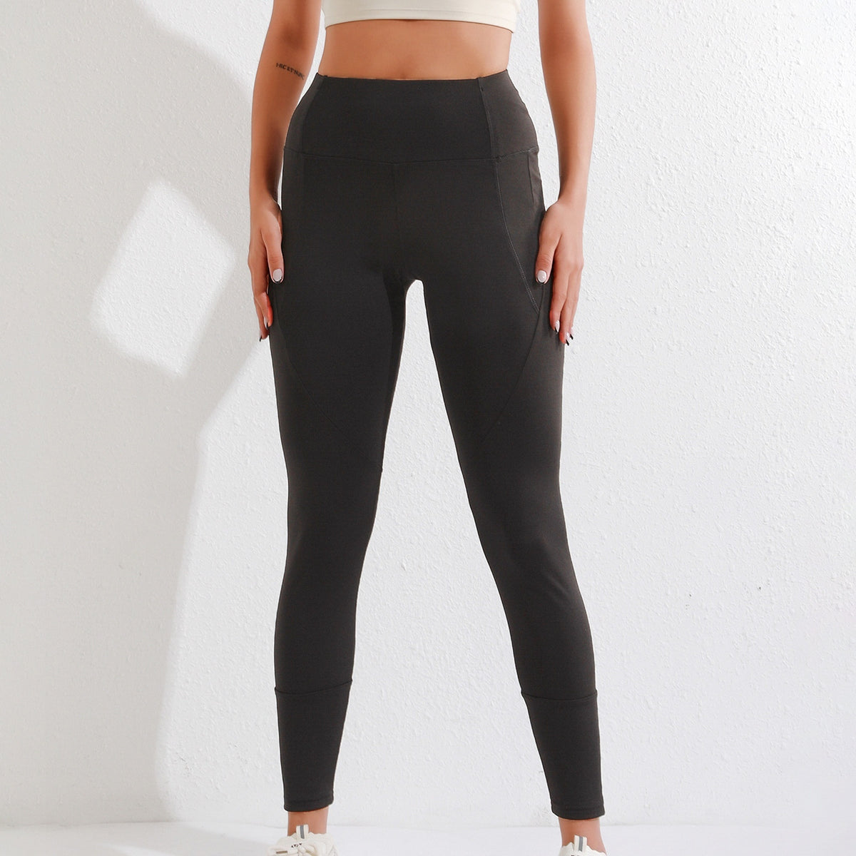 Women's Tight Elastic High Waist Leggings With Zipper Pocket