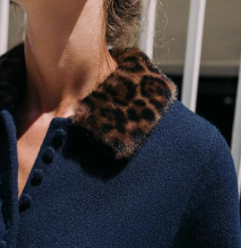 2025 New European And American Style Fashion Women's Wear Animal Print Neckline Knitted Short Sleeve