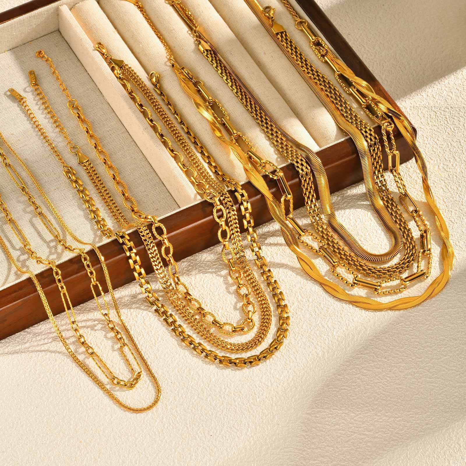 Snake Bones Chain Mesh Twist Necklace