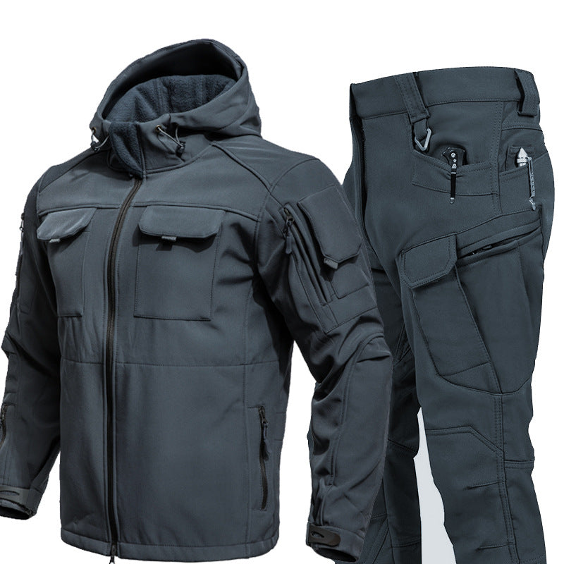 Autumn And Winter Fleece-lined Soft Shell Beetle Shell back view